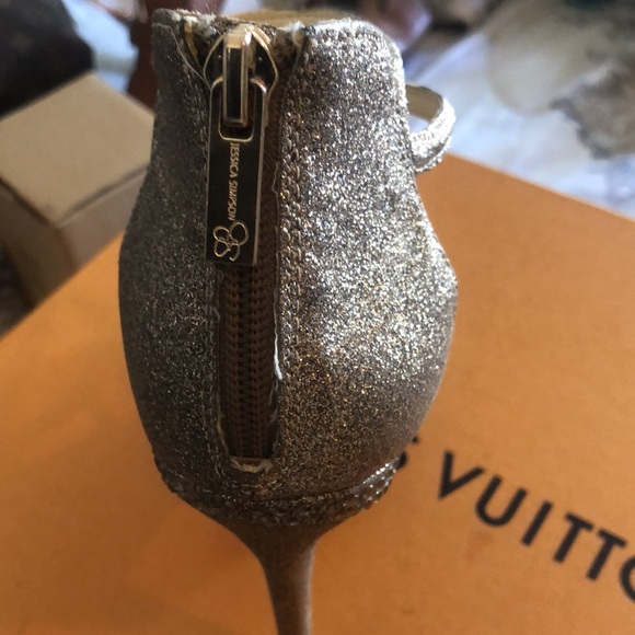 Jessica Simpson heels - Picture 5 of 6